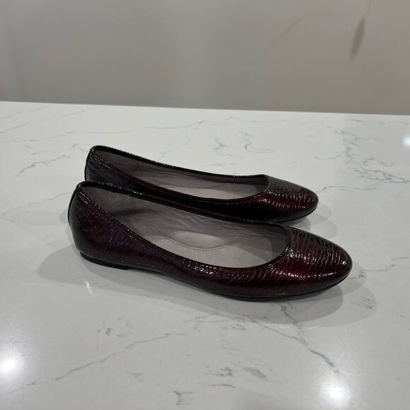 Kenneth Cole New York Women's Balance Leather Ballet Flats Burgundy  7 - Picture 1 of 8
